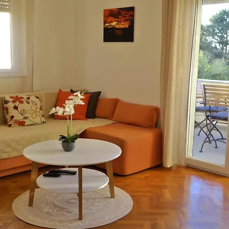 In - Insel Krk 43355 Apartman *